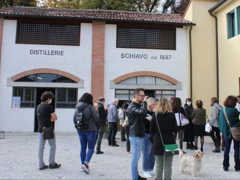 Il piacere della tavola non si ferma. Sabato 6 novembre e domenica 7 novembre oltre 60 Fabbriche del Gusto aprono le loro porte per WeFood