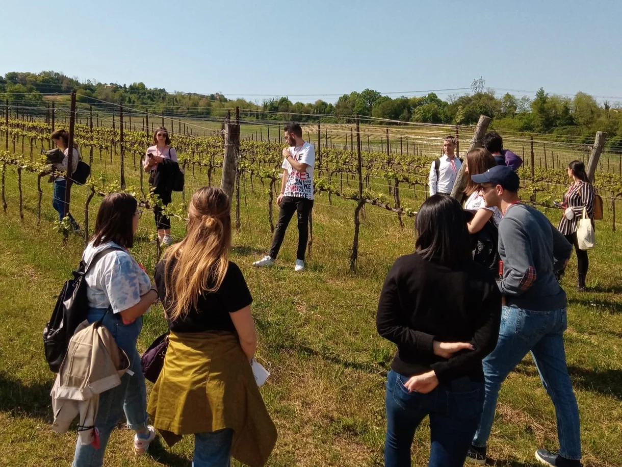 Touring Club e ItalyPost aprono le porte alle Fabbriche del Gusto. Sabato 29 e domenica 30 ottobre WeFood, un weekend di turismo enogastronomico